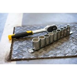 STANLEY - Cliquet 72 Dents 3/8 + 10 Douilles - STMT82670-0 - Jeu De 11 Pièces 8 STANLEY - Cliquet 72 Dents 3/8 + 10 Douilles - STMT82670-0 - Jeu De 11 Pièces -Silverols Magasin 41328606 2